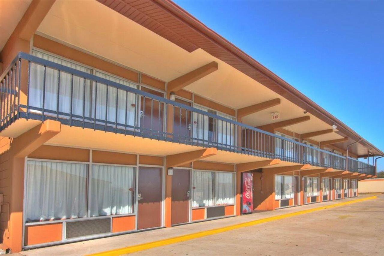 Hotel Belair Orlando Near Florida Mall Oak Ridge Bagian luar foto